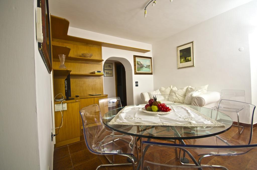 Apartment Arenula Roma Quarto foto